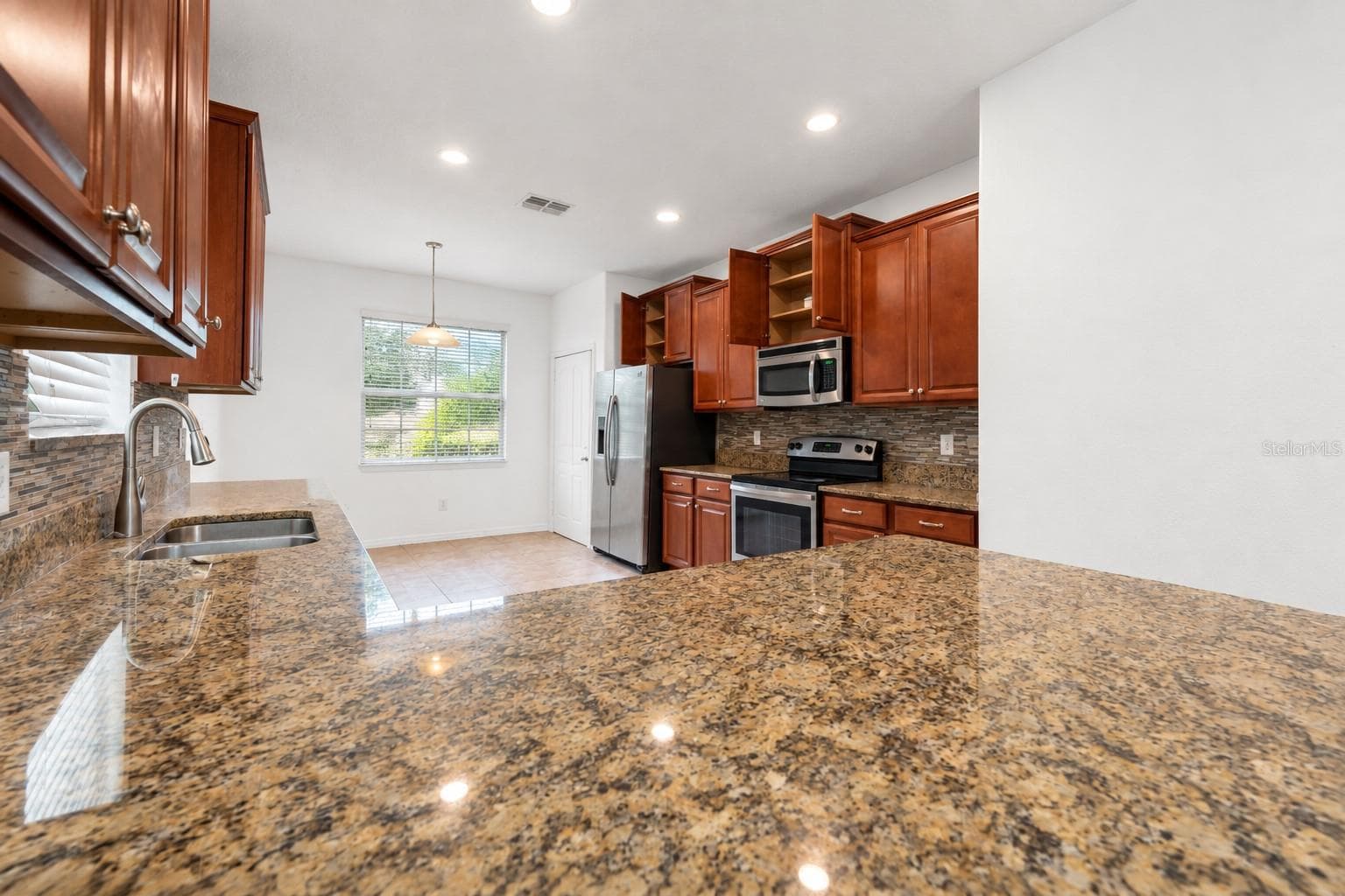 Single Family Residence at 16716 MYRTLE SAND DR, WIMAUMA, photo 24 of 63