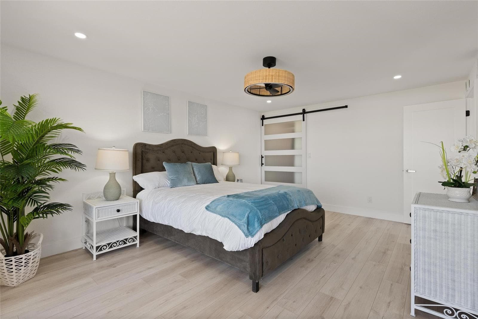 Condominium at 1230 GULF BLVD #601, CLEARWATER, photo 19 of 59