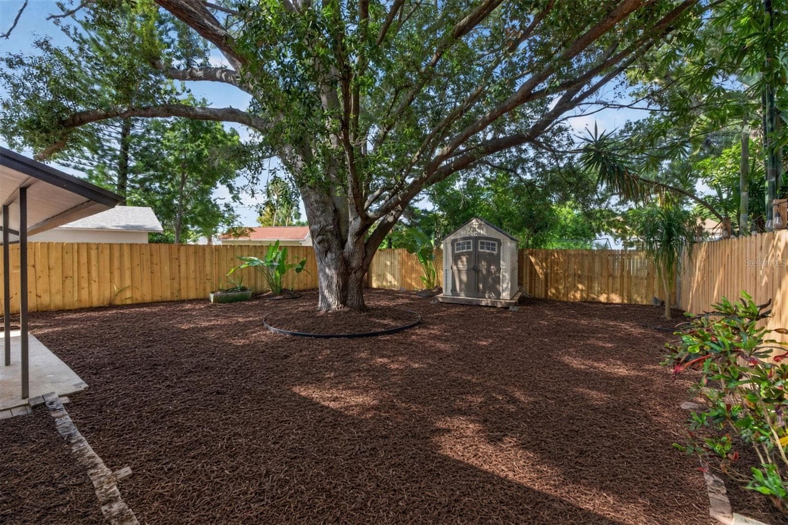 Single Family Residence at 911 29TH ST N, ST PETERSBURG, photo 37 of 46