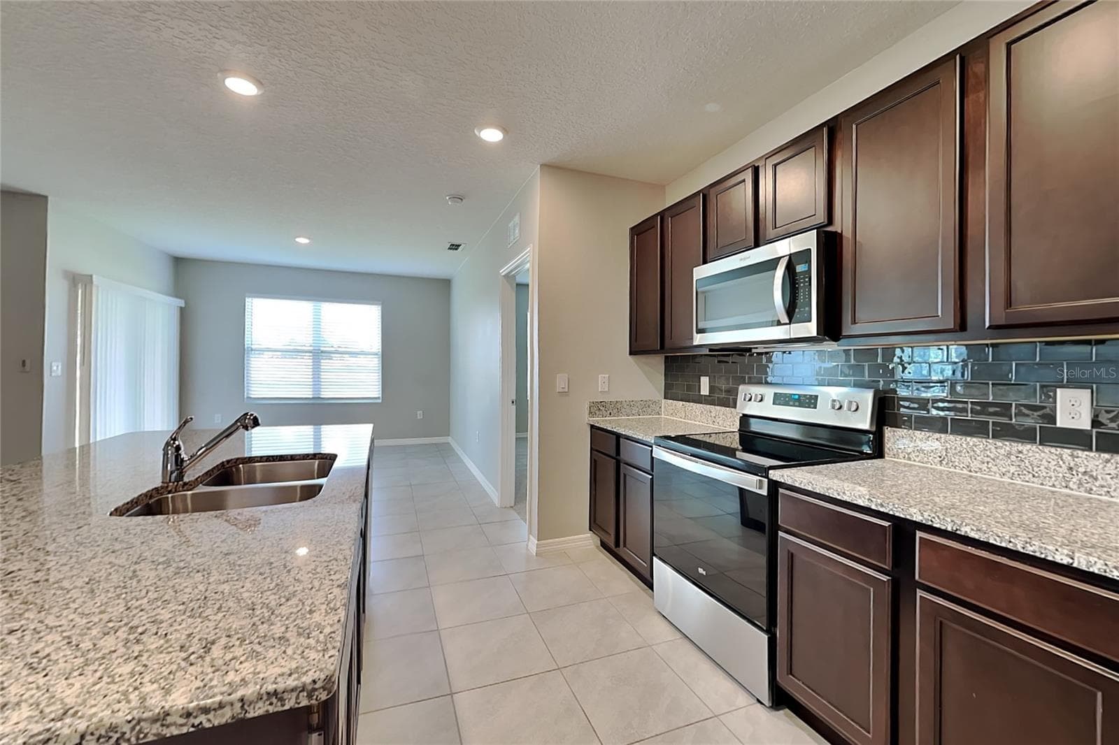 Single Family Residence at DAVENPORT, photo 5 of 15