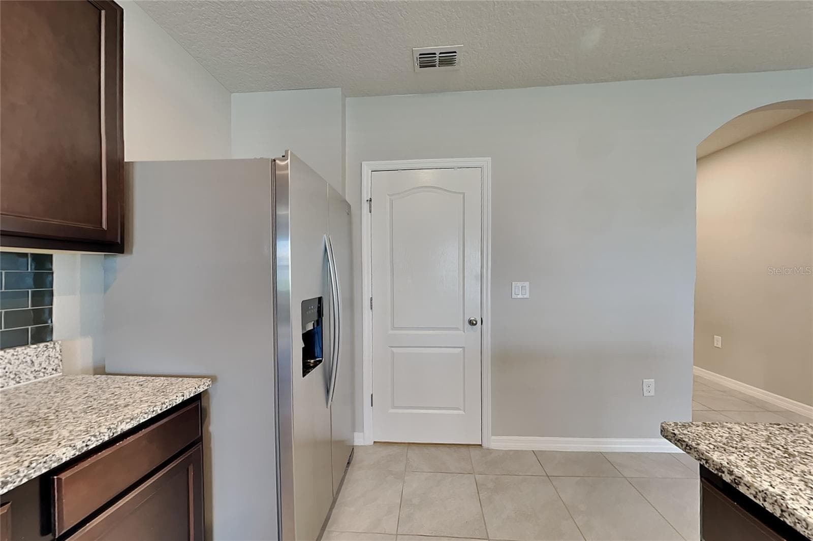 Single Family Residence at DAVENPORT, photo 6 of 15