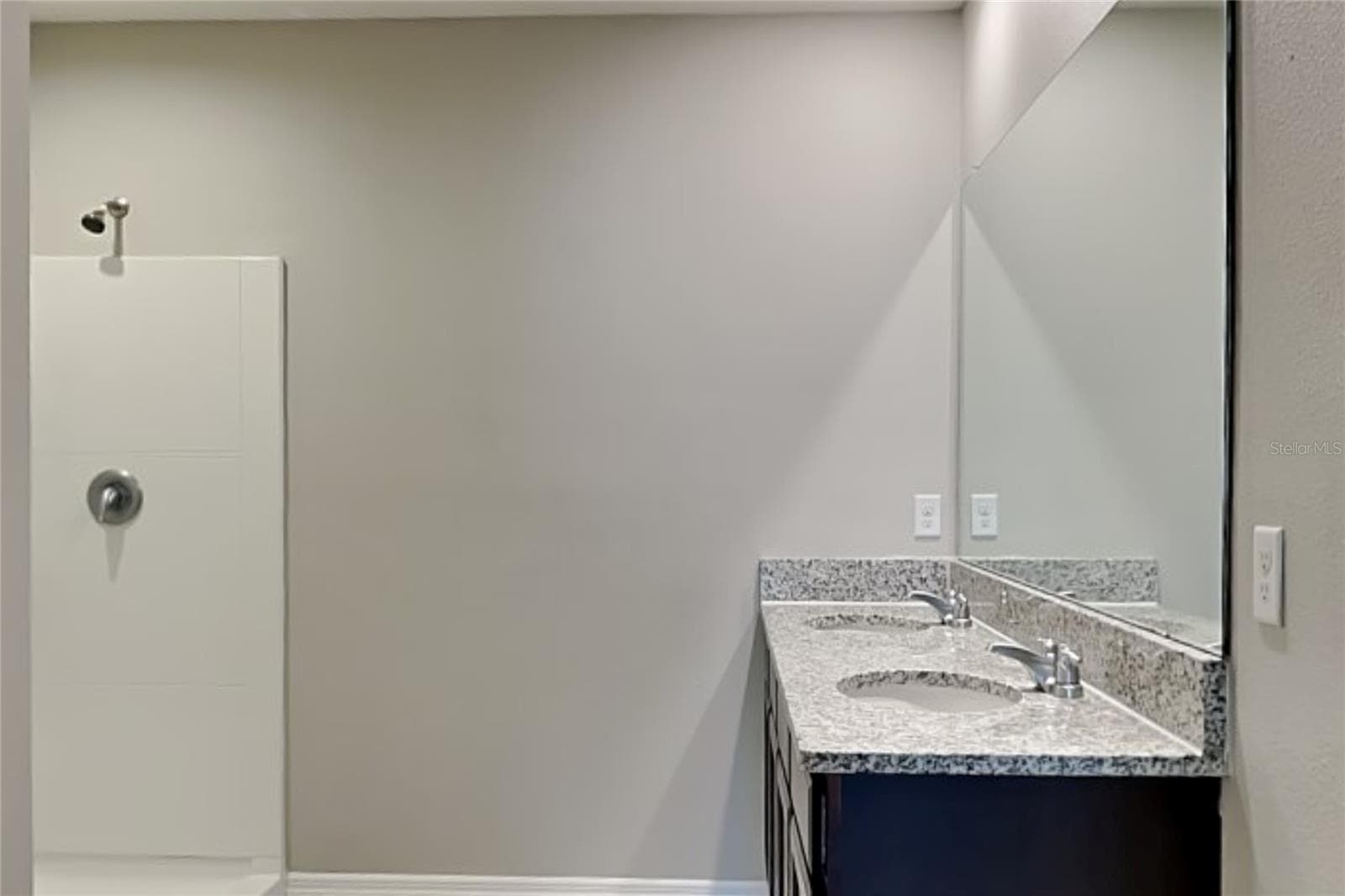 Single Family Residence at DAVENPORT, photo 8 of 15
