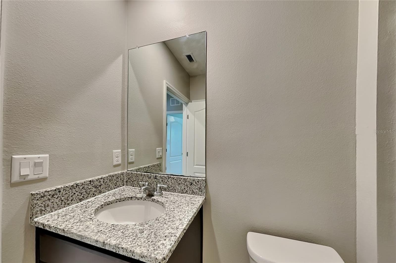 Single Family Residence at DAVENPORT, photo 13 of 15