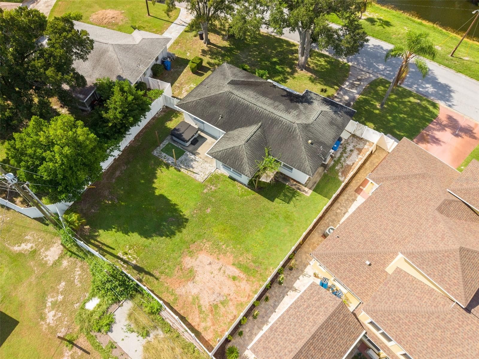 Single Family Residence at 2001 41ST ST N, ST PETERSBURG, photo 34 of 41
