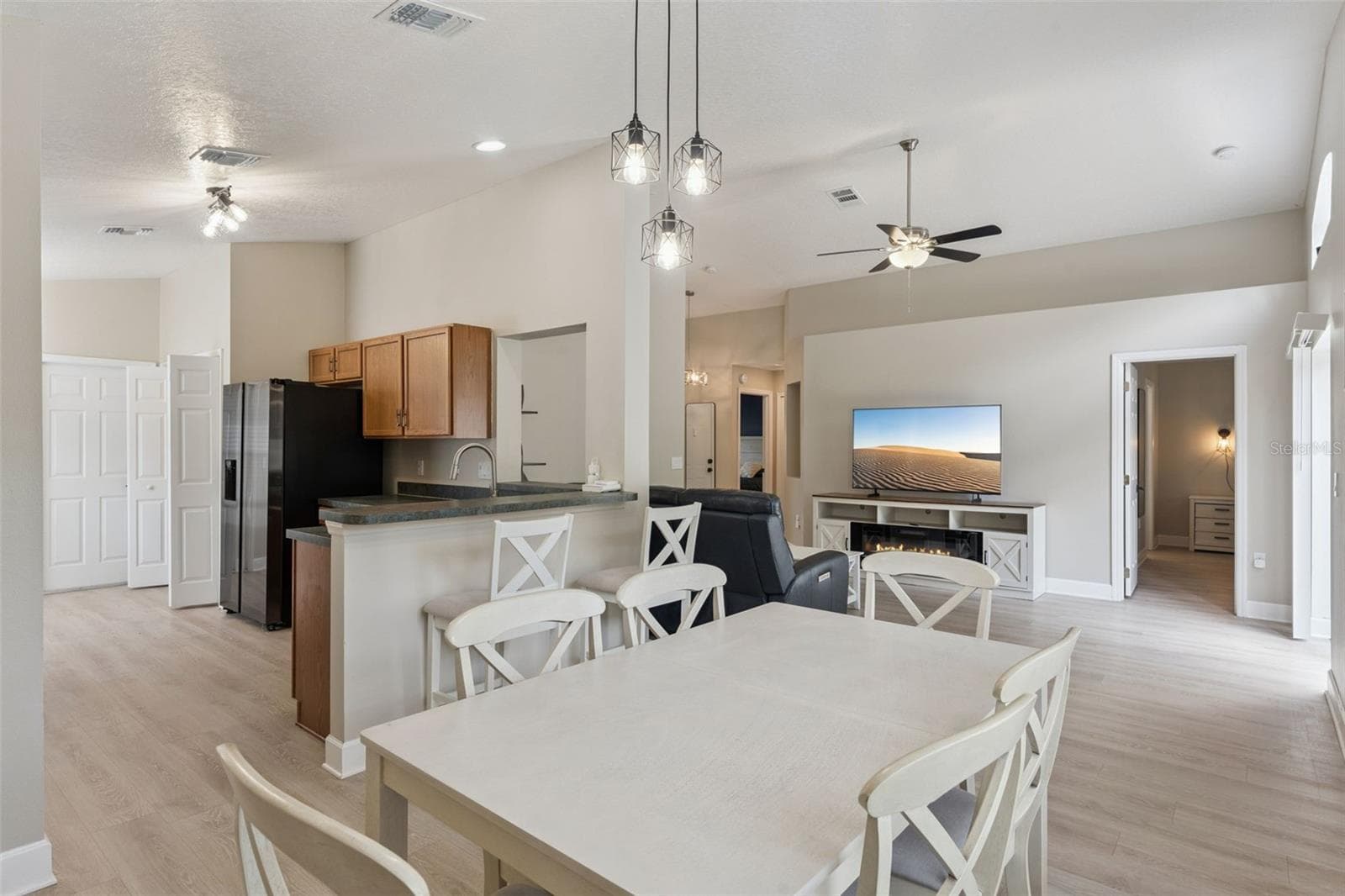 Single Family Residence at 11460 BROWN QUAIL CT, ORLANDO, photo 7 of 33