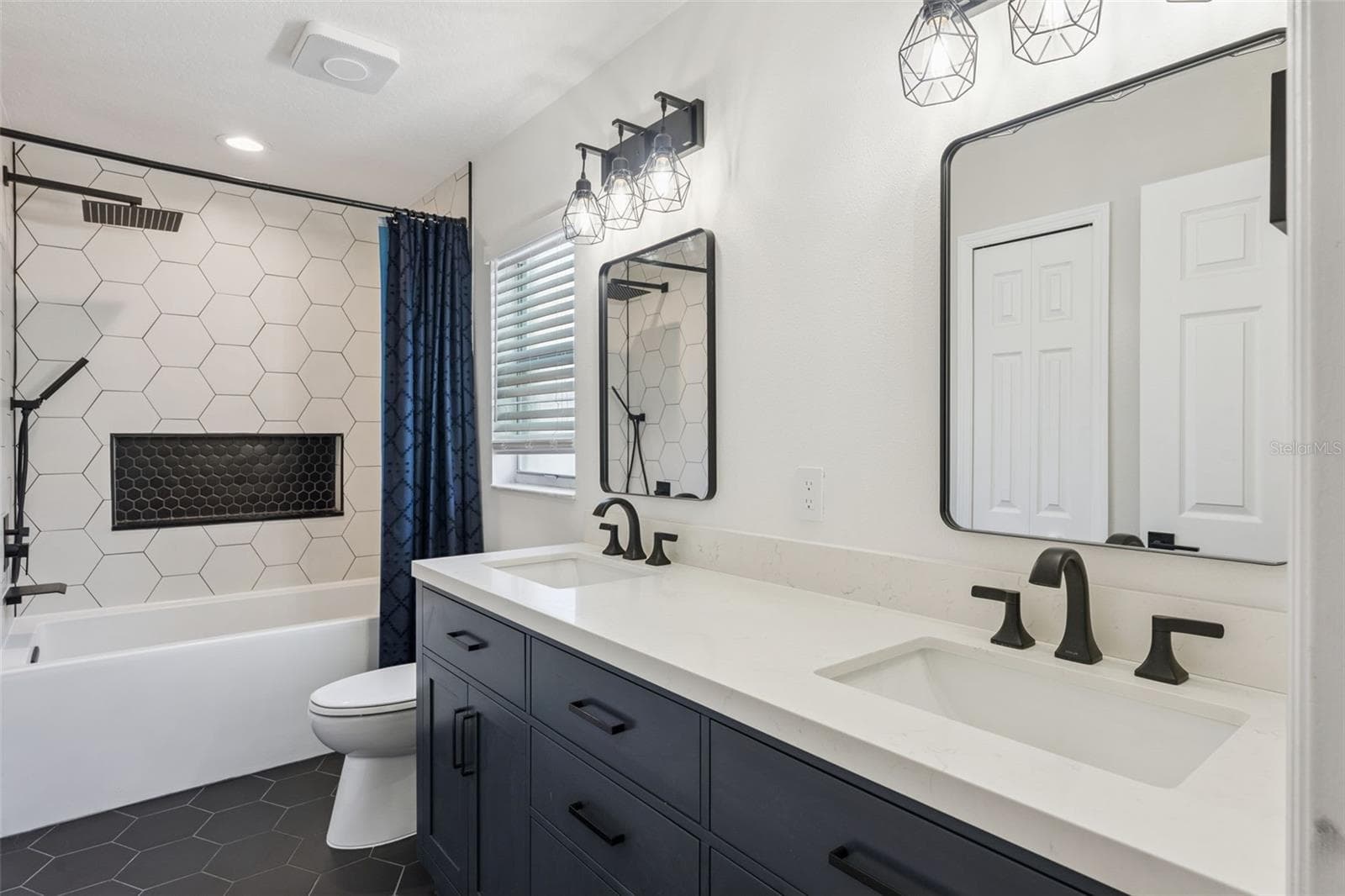 Single Family Residence at 11460 BROWN QUAIL CT, ORLANDO, photo 16 of 33