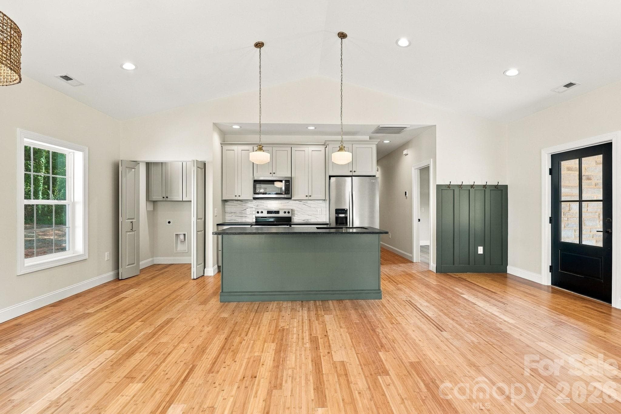 Single Family Residence at 420 Old Wood Lane, Salisbury, photo 6 of 28
