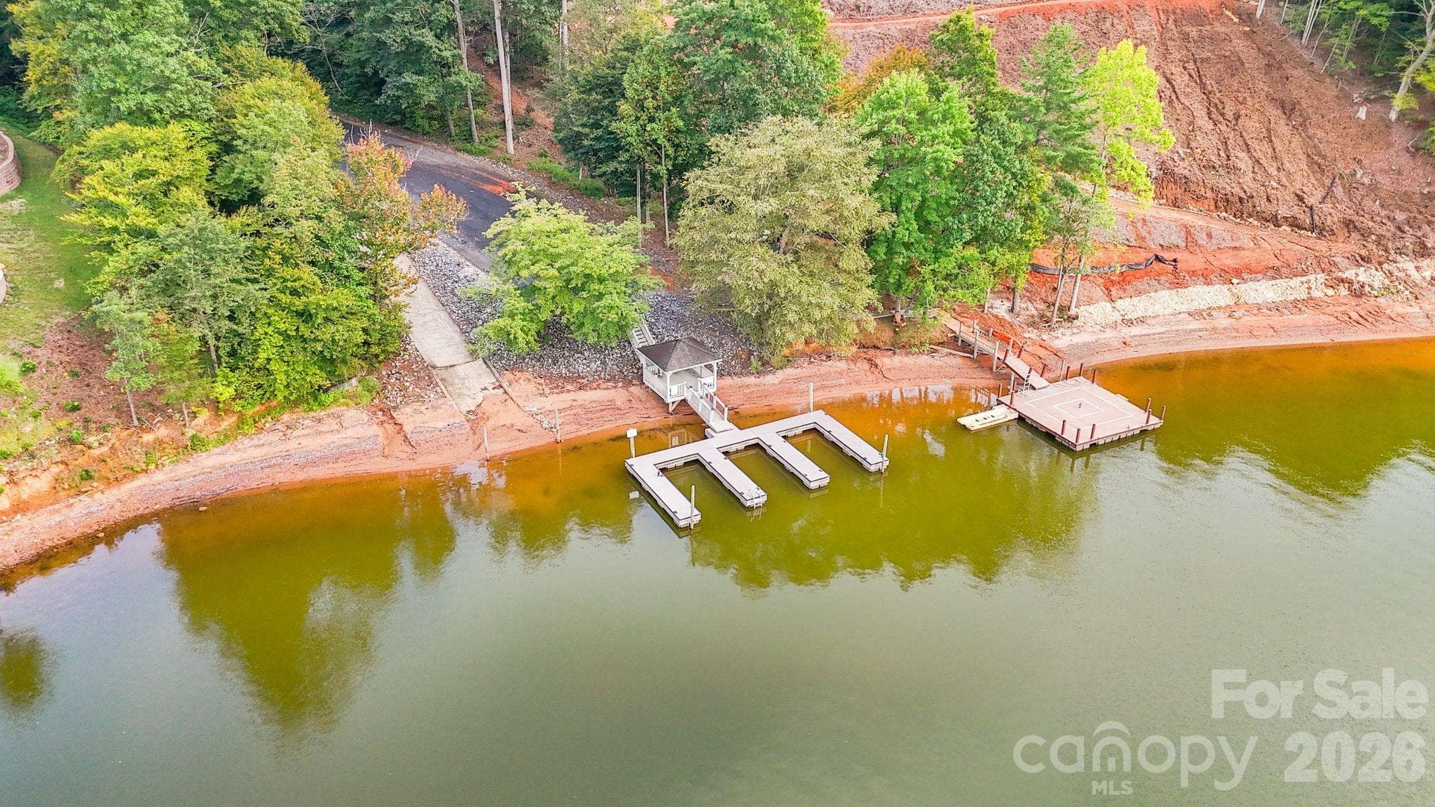 Community Access - 815 36TH Avenue Place NW, Hickory