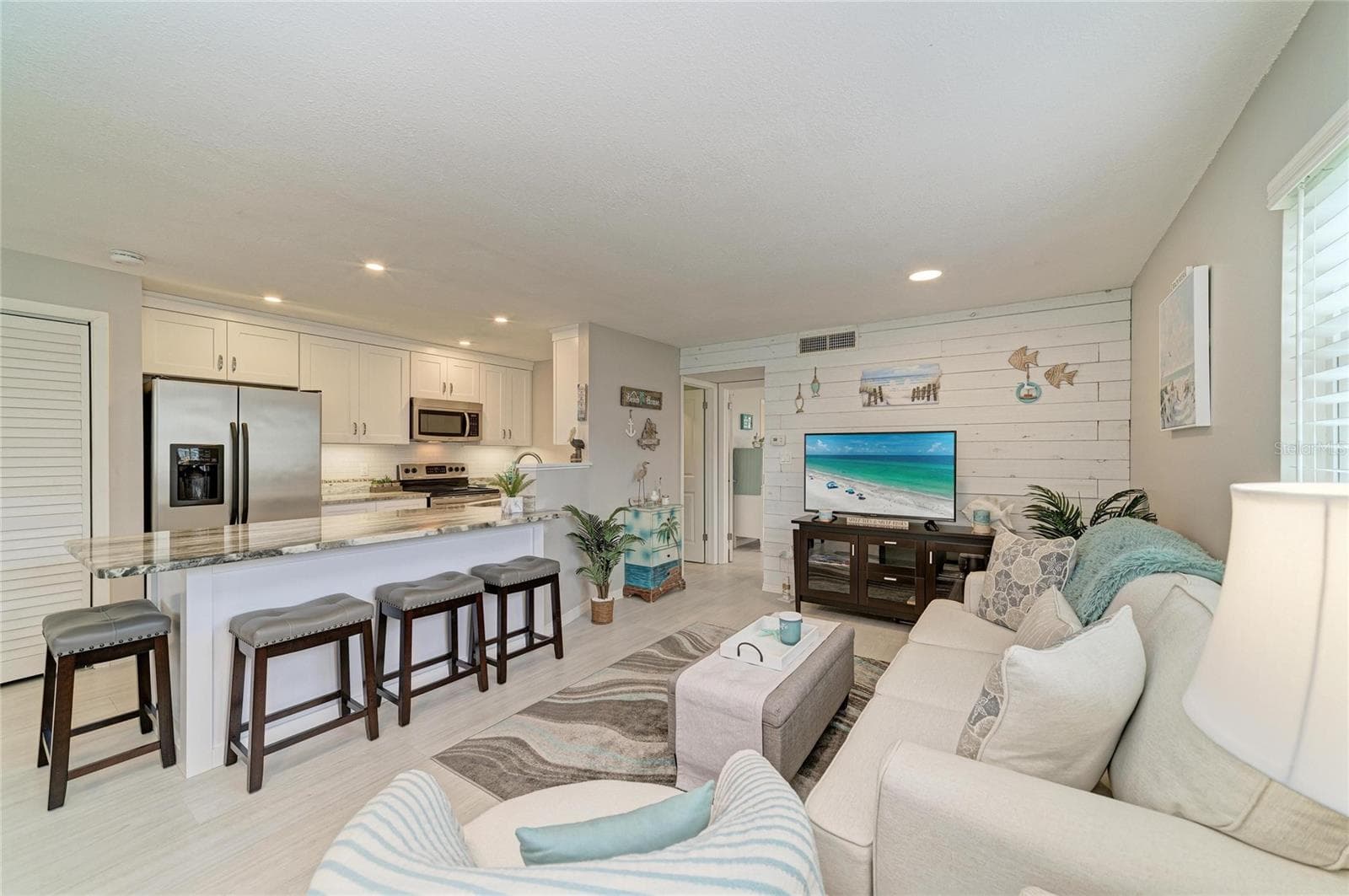 Condominium at 303 47TH AVENUE DR W #157, BRADENTON, photo 10 of 46