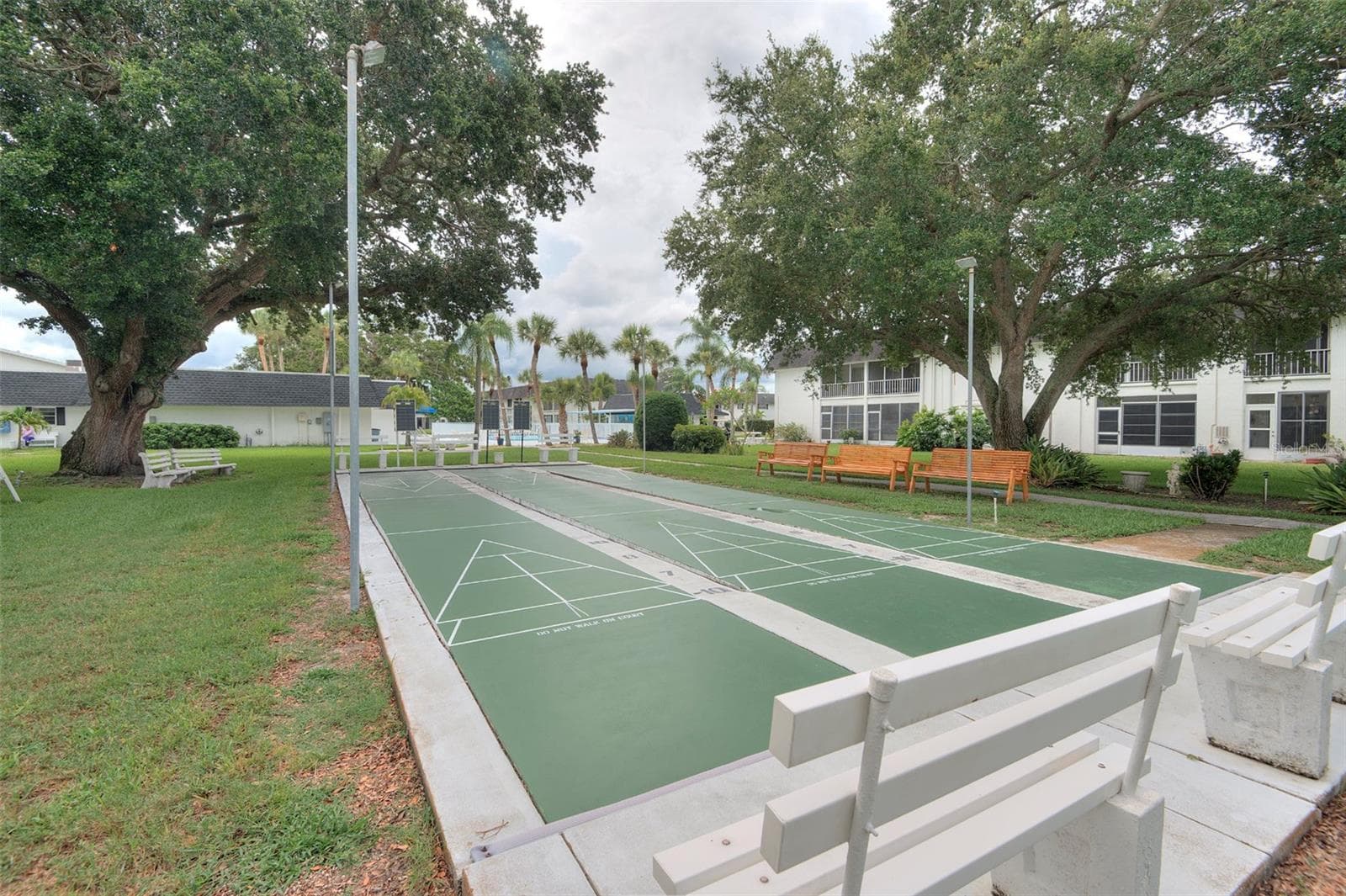 Condominium at 303 47TH AVENUE DR W #157, BRADENTON, photo 42 of 46