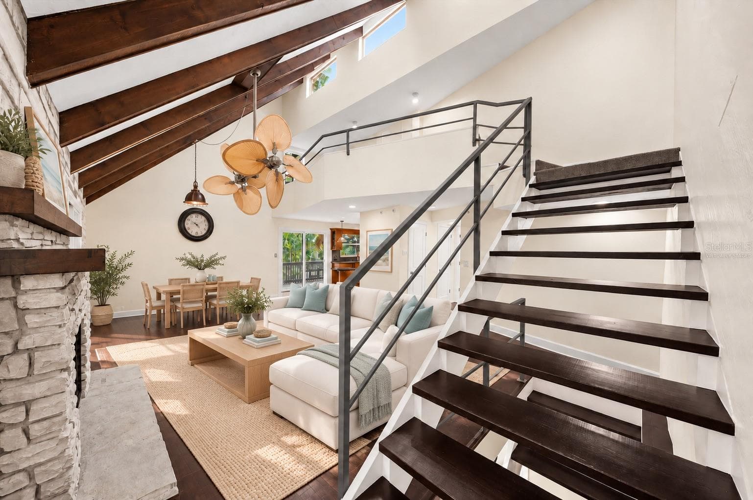 Virtually staged - 1209 SEA PLUME WAY, SARASOTA