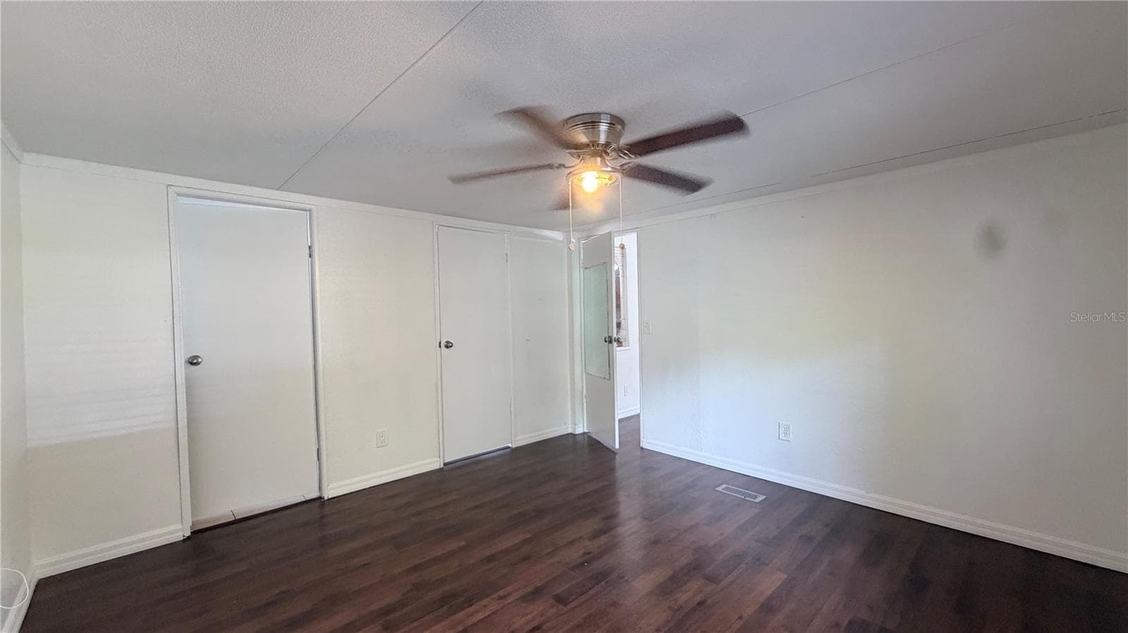 Manufactured Home at 821 NAVAJO DR, ST CLOUD, photo 12 of 27