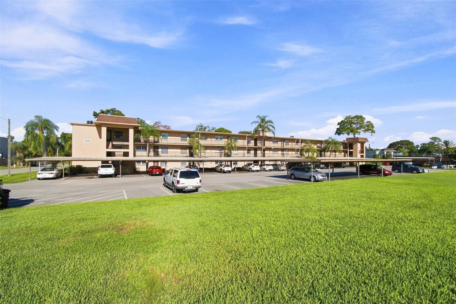 1370 HEATHER RIDGE BLVD #104