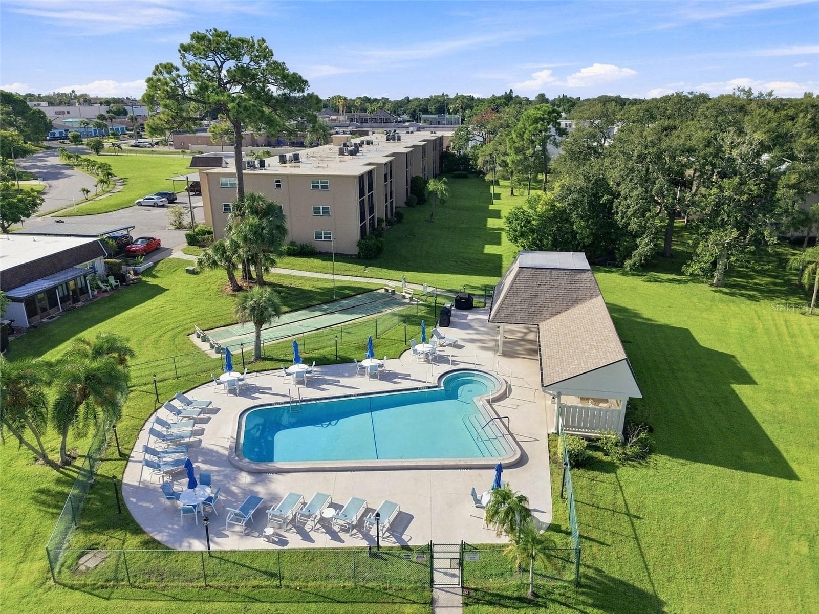 Condominium at 1370 HEATHER RIDGE BLVD #104, DUNEDIN, photo 33 of 39