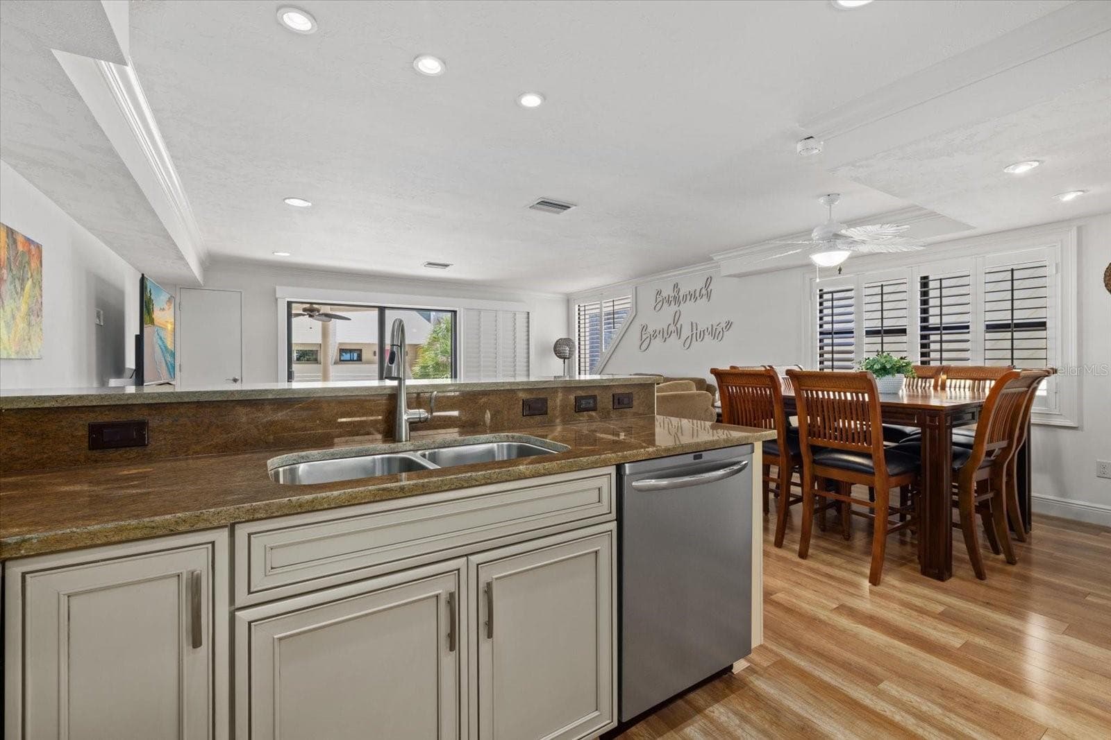 Condominium at 548 BEACH RD #A, SARASOTA, photo 11 of 40