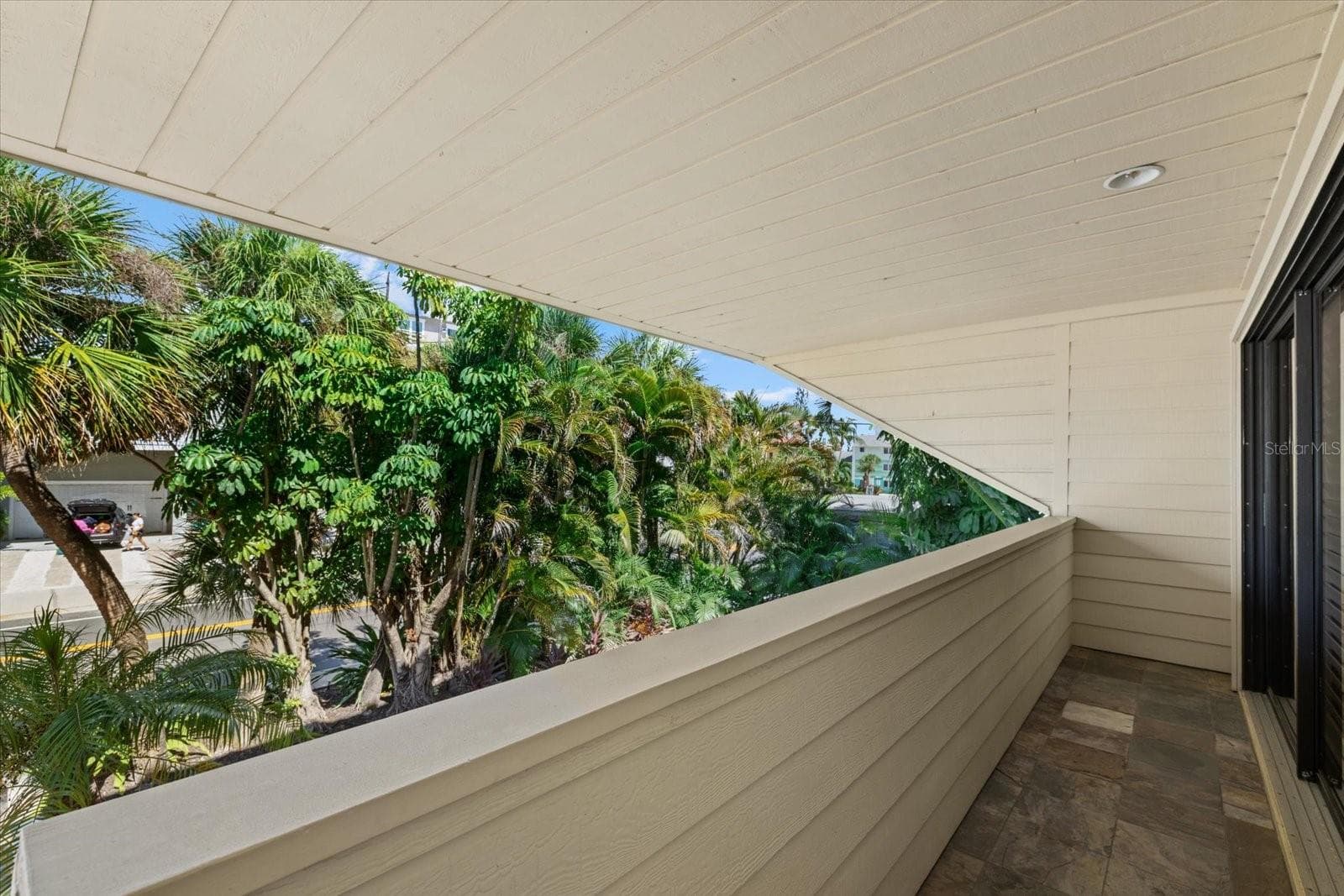 Condominium at 548 BEACH RD #A, SARASOTA, photo 32 of 40