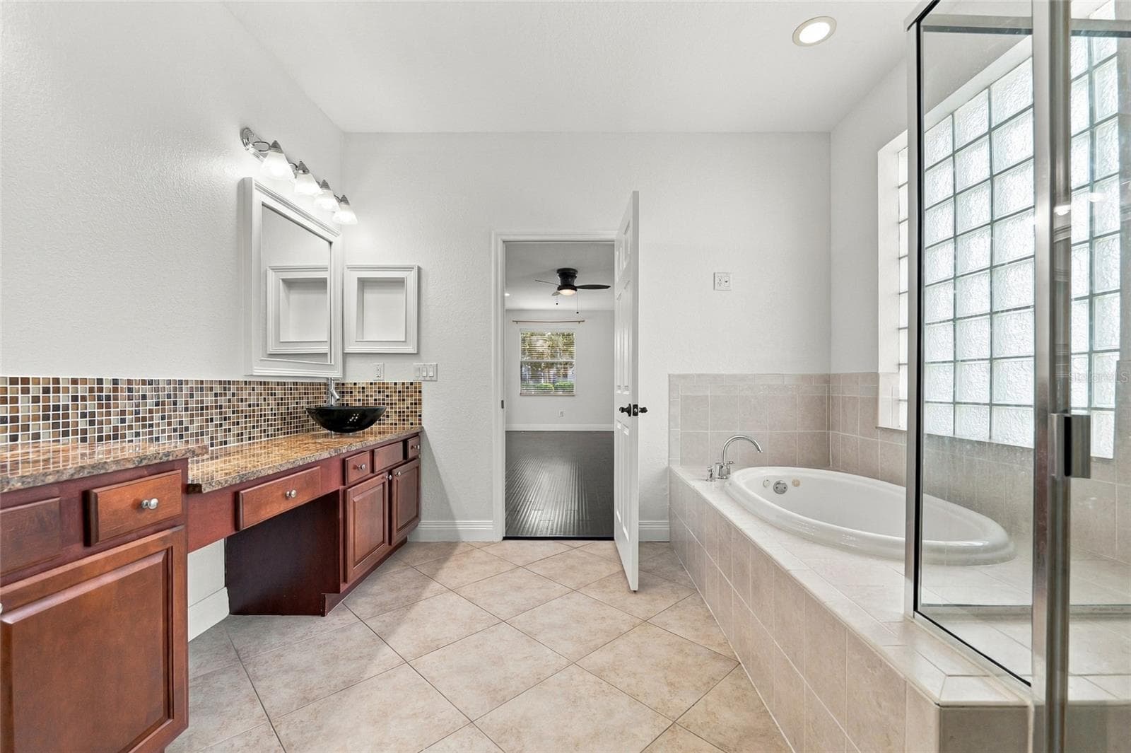 Single Family Residence at 4143 WILDSTAR CIR, WESLEY CHAPEL, photo 37 of 88