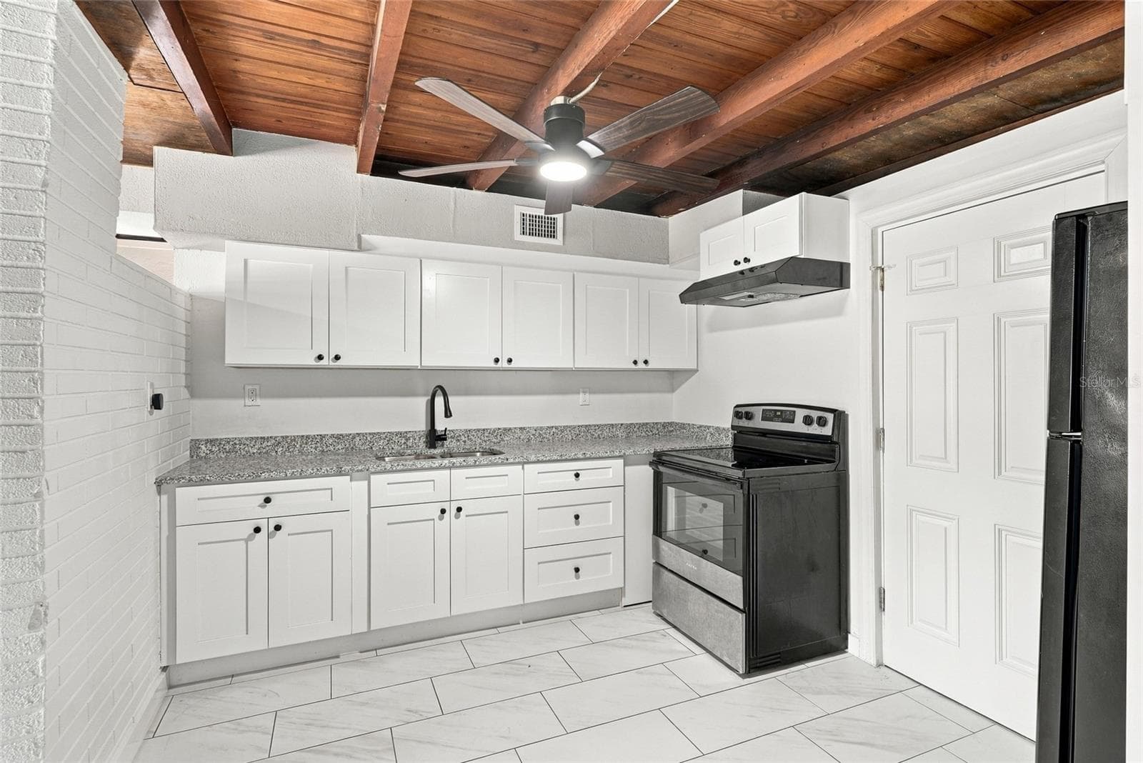 Single Family Residence at 4684 16TH AVE S, ST PETERSBURG, photo 6 of 26