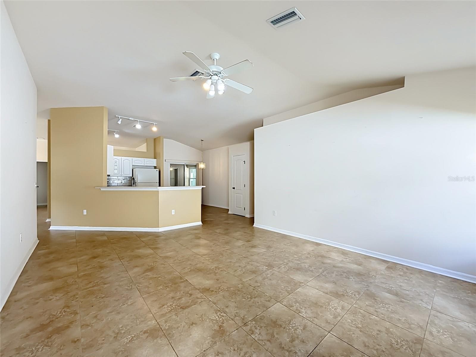 Single Family Residence at 8024 SW 62ND AVE, OCALA, photo 14 of 45