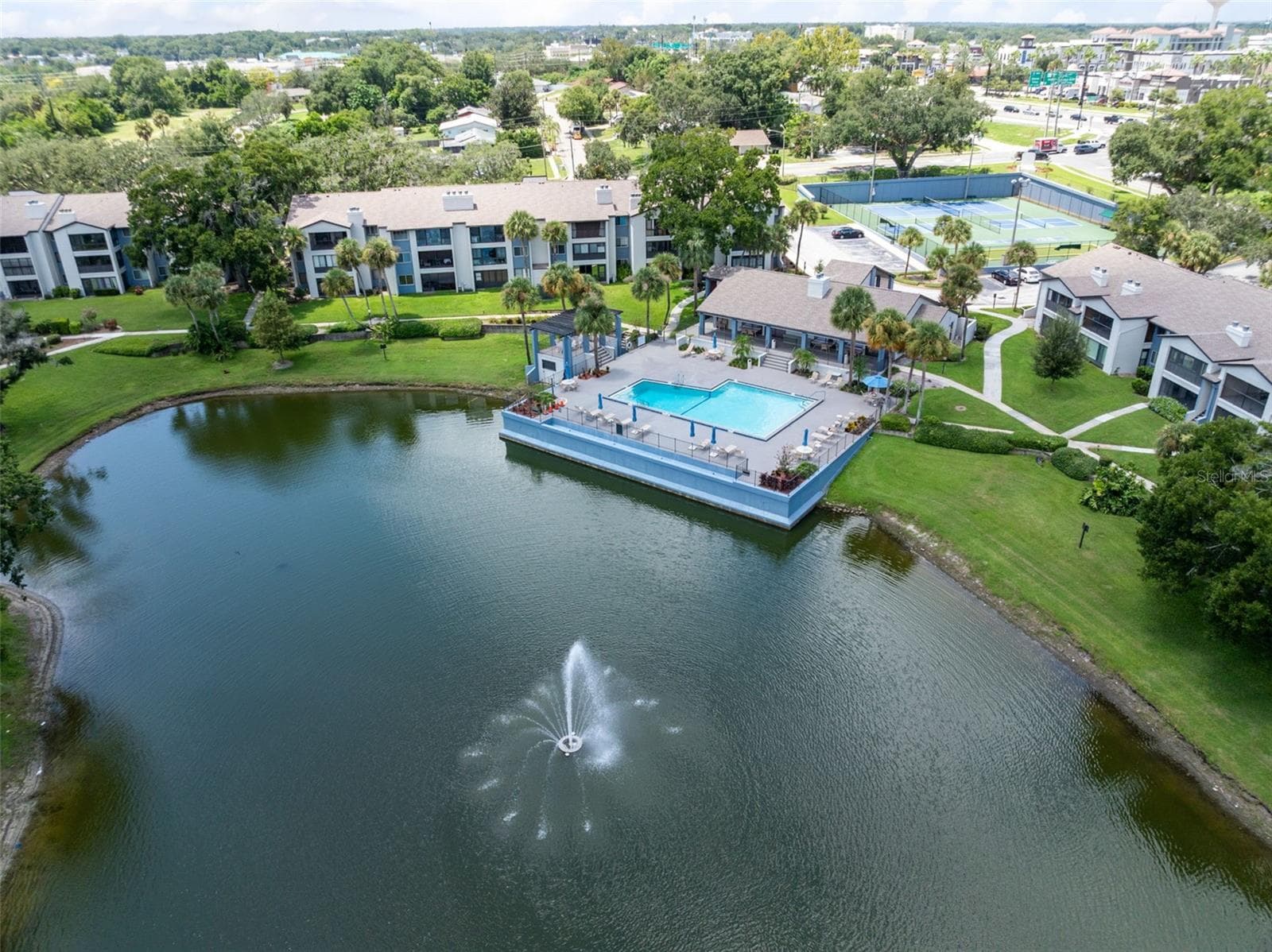 Condominium at 11 ESCONDIDO CIR #108, ALTAMONTE SPRINGS, photo 27 of 29