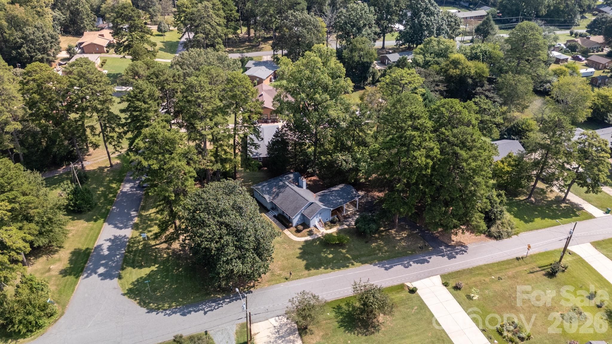 Single Family Residence at 6414 Elmwood Circle, Charlotte, photo 24 of 48