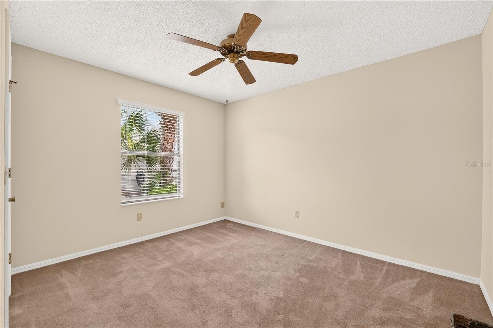 Single Family Residence at 652 SAN PEDRO DR, THE VILLAGES, photo 50 of 87