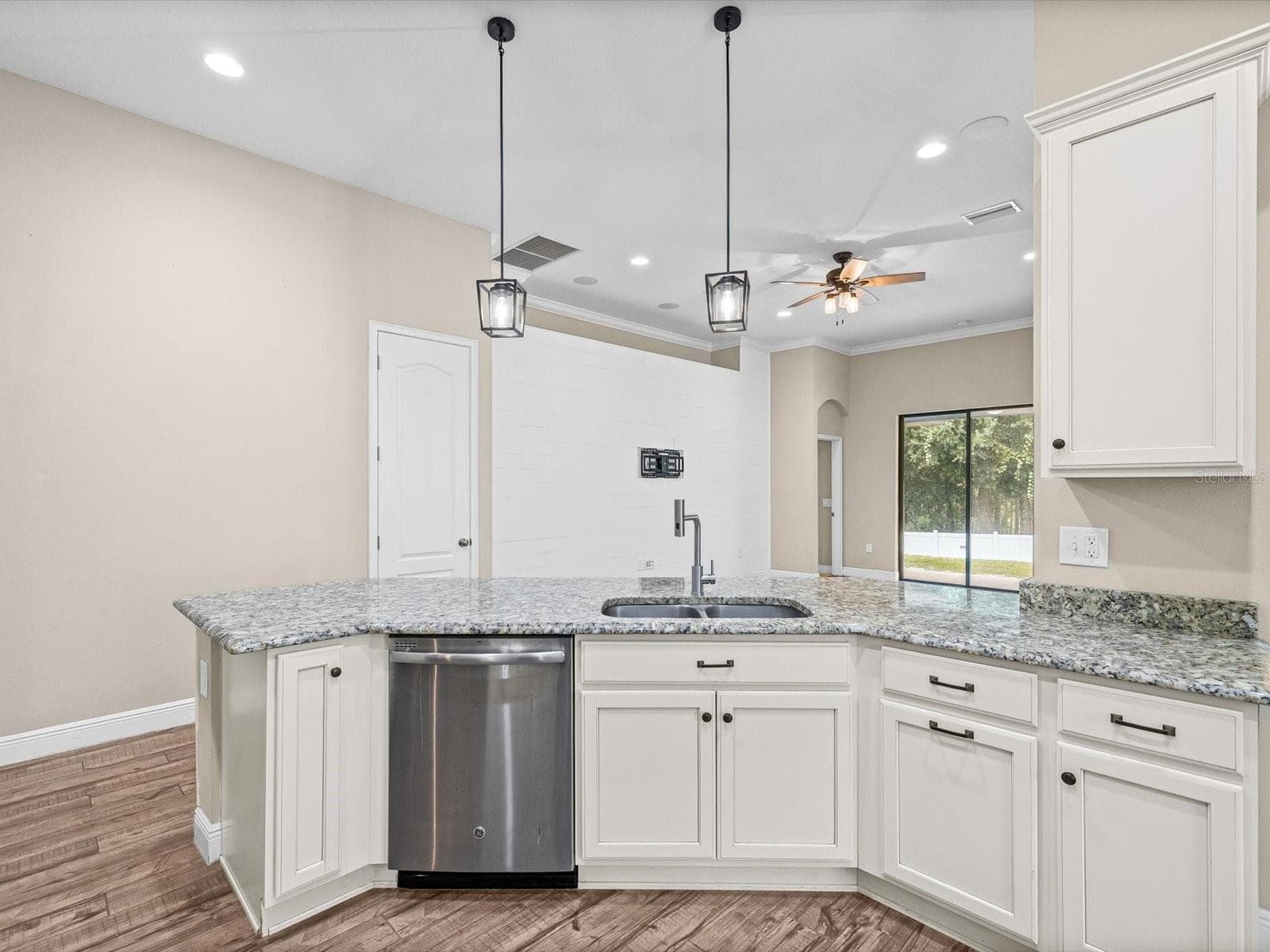 Single Family Residence at 8519 MAY PORT CT, LAND O LAKES, photo 6 of 77
