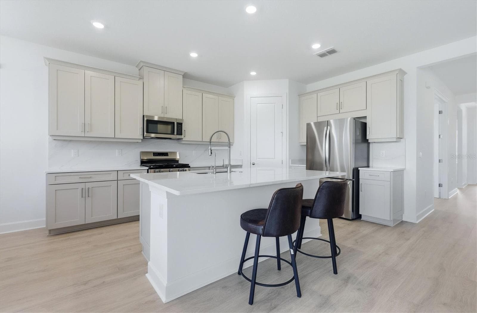 Single Family Residence at 7740 BLUE MOON RUN, SARASOTA, photo 10 of 88