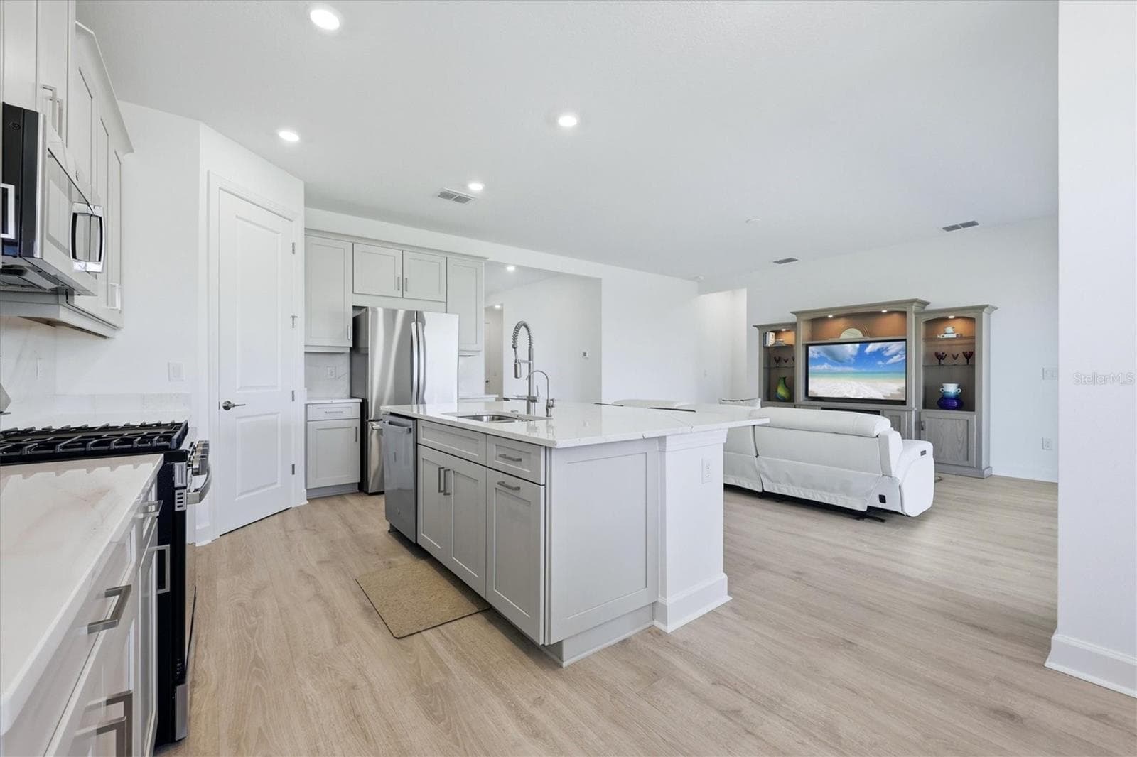 Single Family Residence at 7740 BLUE MOON RUN, SARASOTA, photo 11 of 88