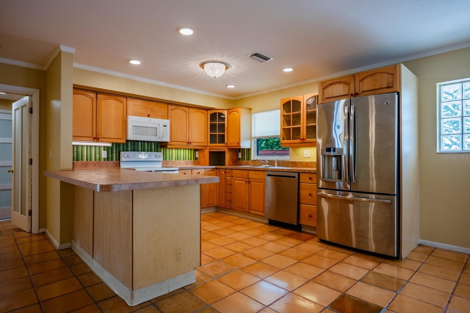 Single Family Residence at 2339 RIVERWOOD PINES DR, SARASOTA, photo 2 of 26