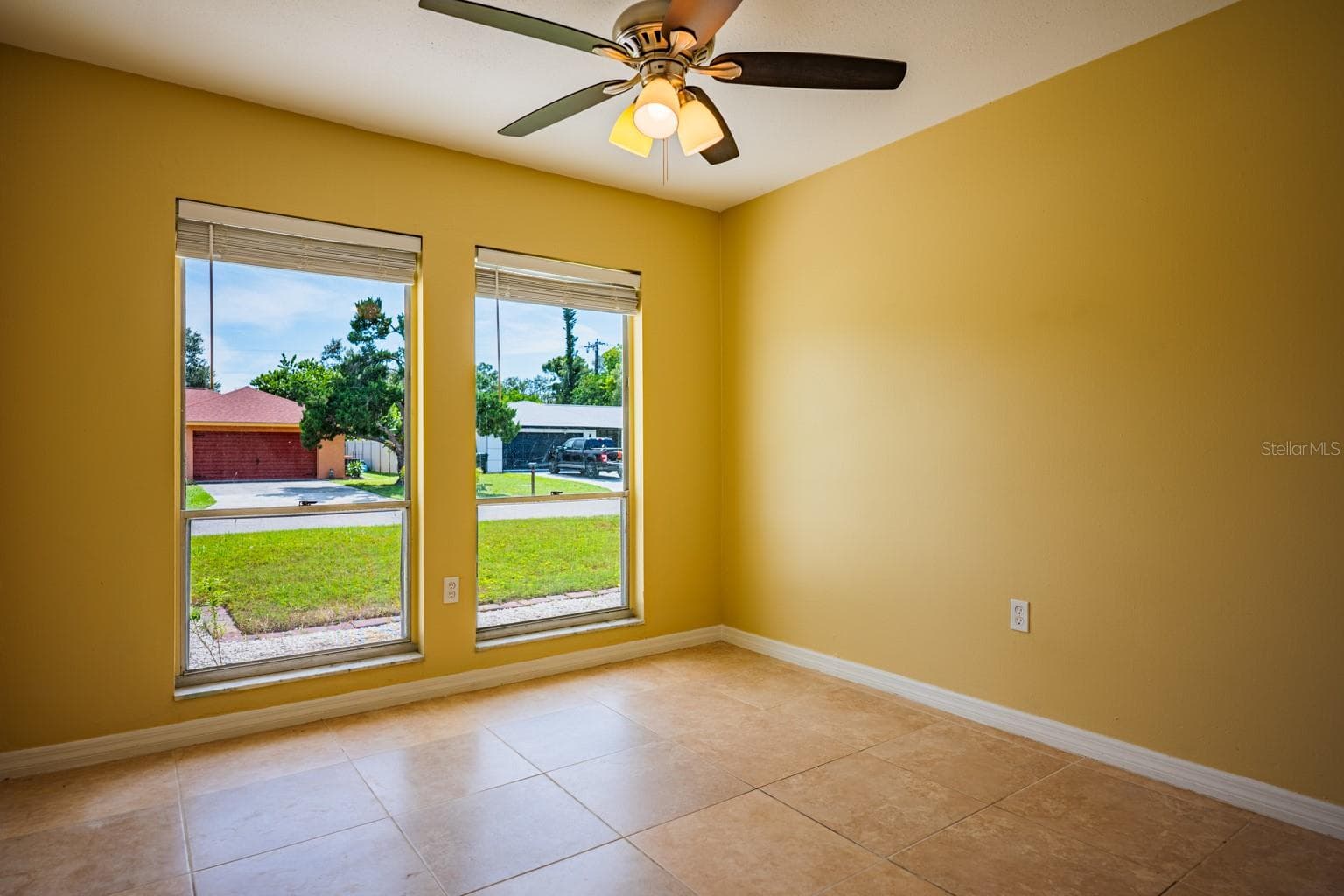 Single Family Residence at 2339 RIVERWOOD PINES DR, SARASOTA, photo 5 of 26
