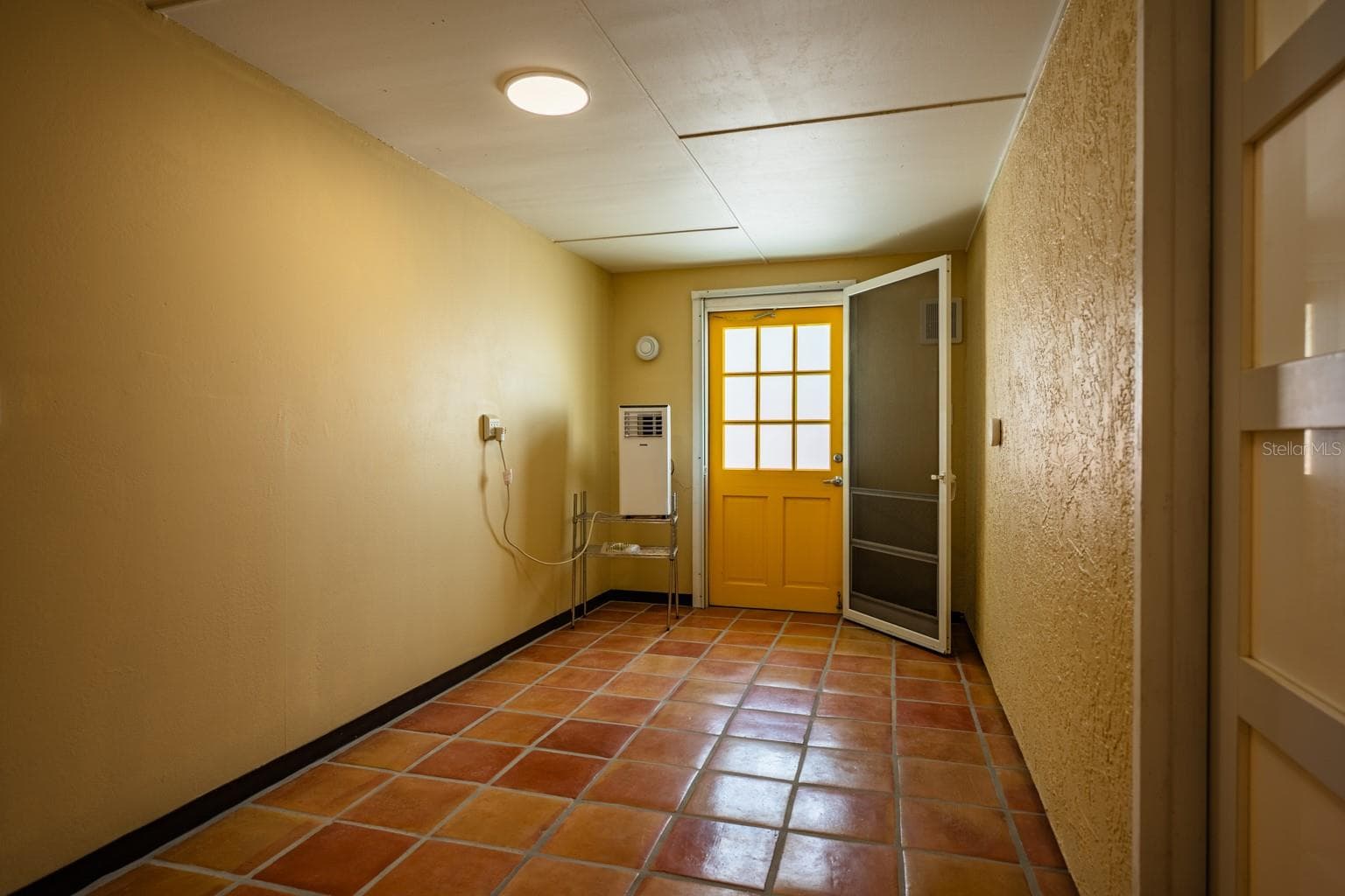 Single Family Residence at 2339 RIVERWOOD PINES DR, SARASOTA, photo 13 of 26