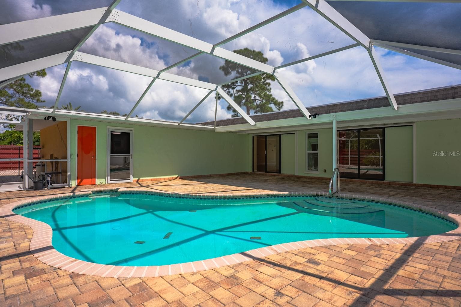 Single Family Residence at 2339 RIVERWOOD PINES DR, SARASOTA, photo 15 of 26