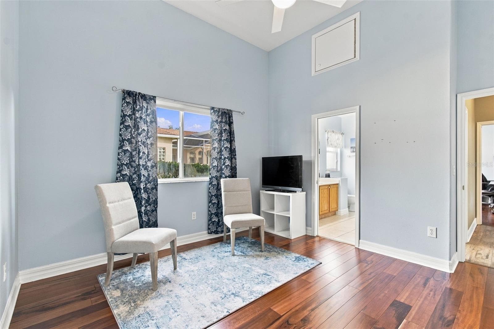 Bedroom #2 - accessible to the jack/Jill bathroom - 18115 EMERALD BAY ST, TAMPA