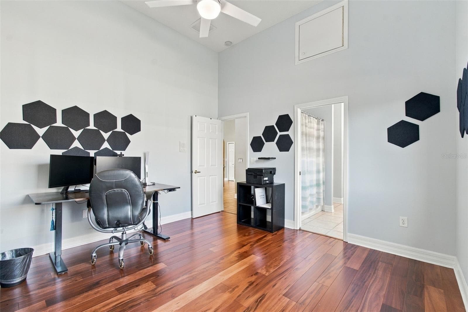 Bedroom #3 - accessible to the jack/jill bathroom - 18115 EMERALD BAY ST, TAMPA