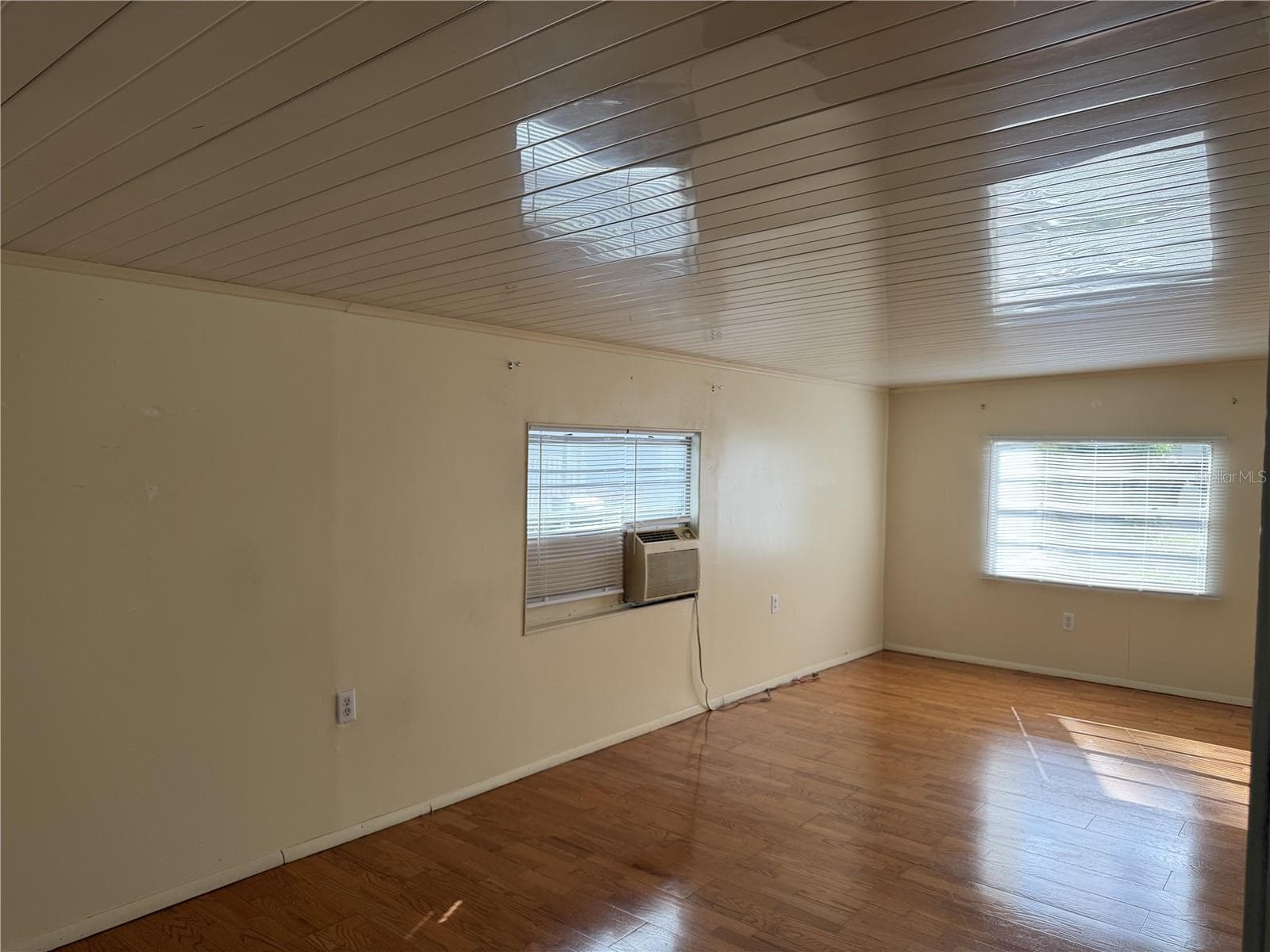 Mobile Home at 36441 WEST DR, FRUITLAND PARK, photo 8 of 24
