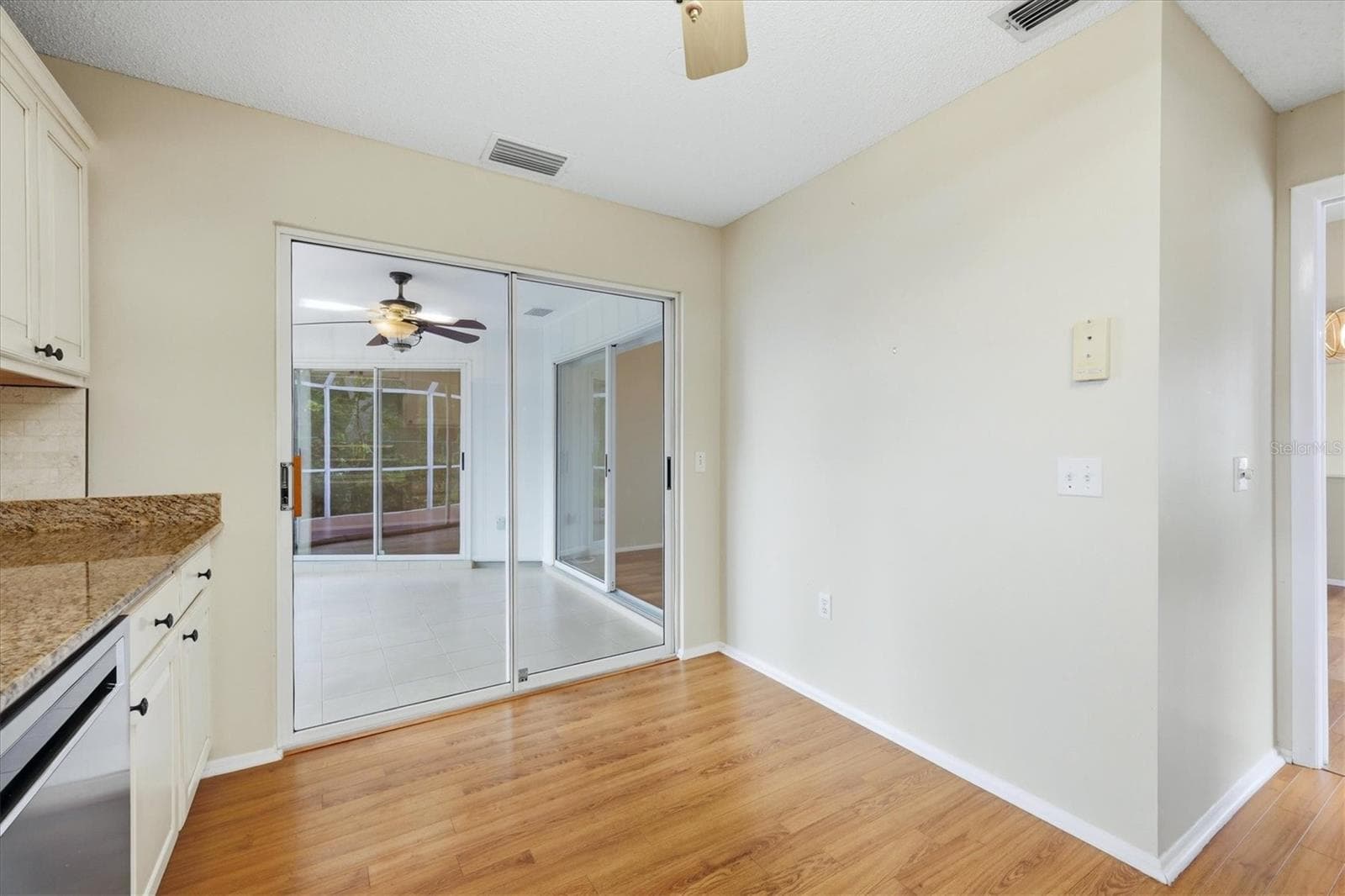 Cafe Area - 5837 GARDEN LAKES DR, BRADENTON