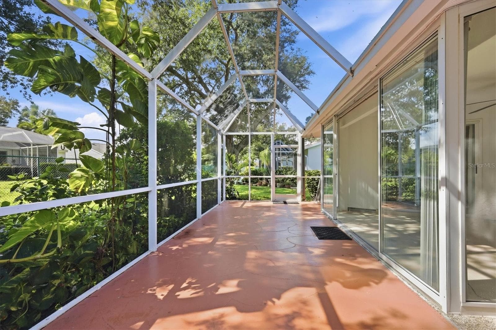Single Family Residence at 5837 GARDEN LAKES DR, BRADENTON, photo 32 of 50