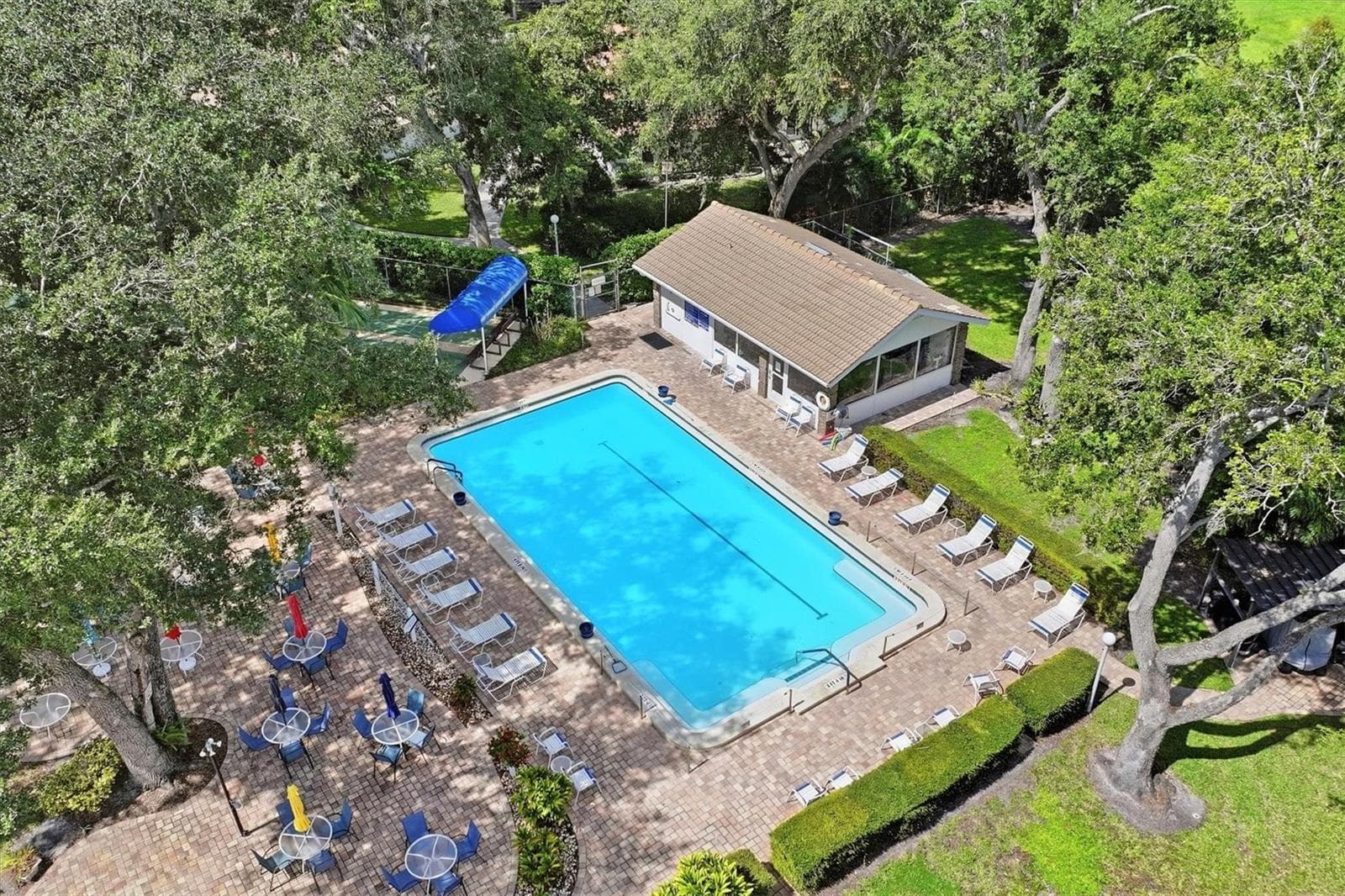 Single Family Residence at 5837 GARDEN LAKES DR, BRADENTON, photo 49 of 50