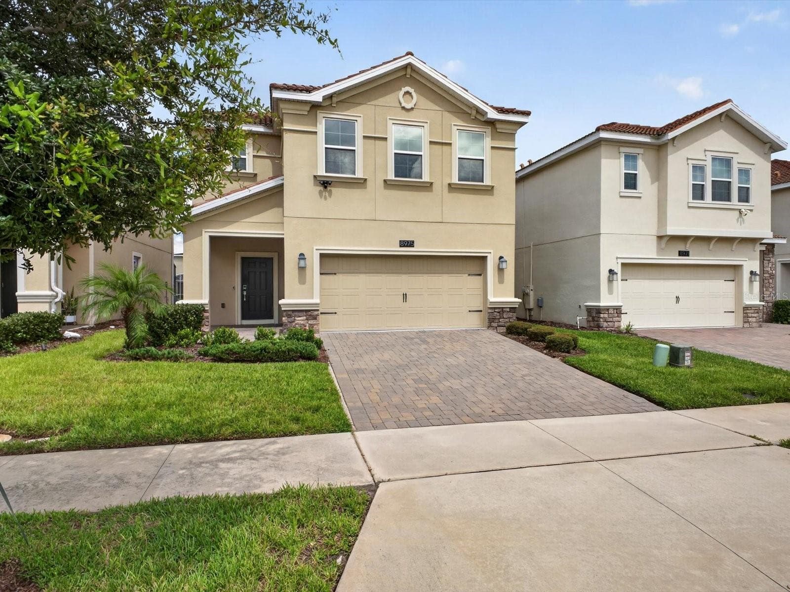 Single Family Residence at 8975 FLUFFY LIE CT, DAVENPORT, photo 2 of 30