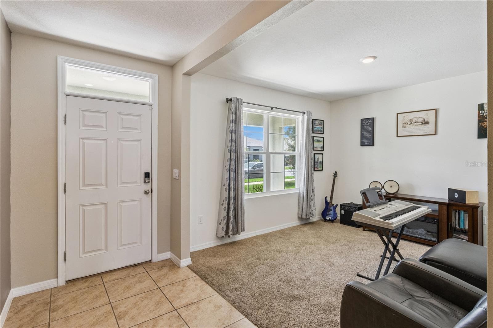 Single Family Residence at 3625 DIVING DOVE LN, BARTOW, photo 6 of 54
