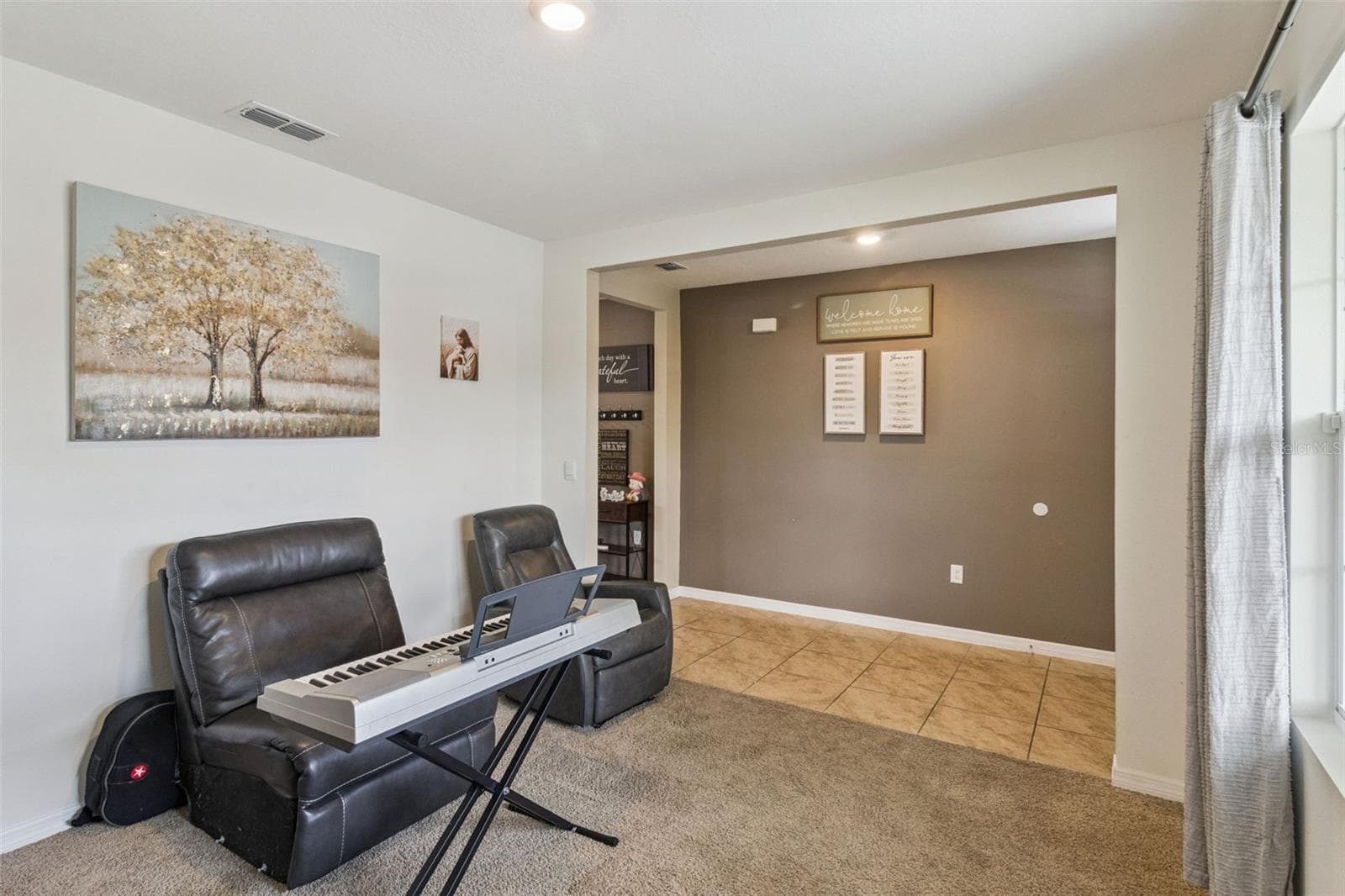 Single Family Residence at 3625 DIVING DOVE LN, BARTOW, photo 8 of 54
