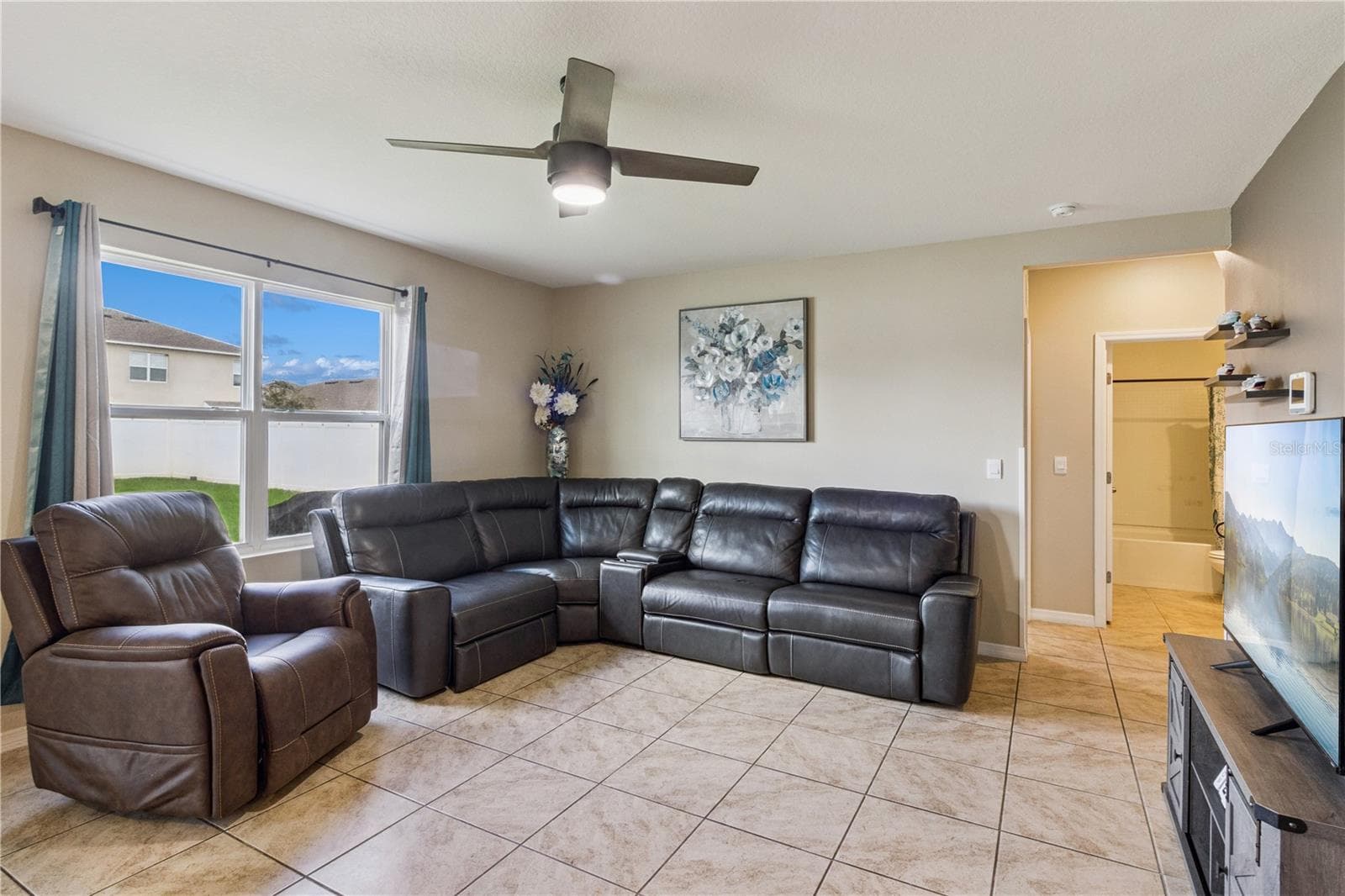 Single Family Residence at 3625 DIVING DOVE LN, BARTOW, photo 13 of 54