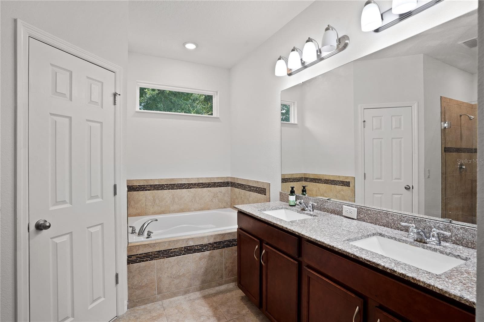 Single Family Residence at 3177 PINENUT DR, APOPKA, photo 26 of 55