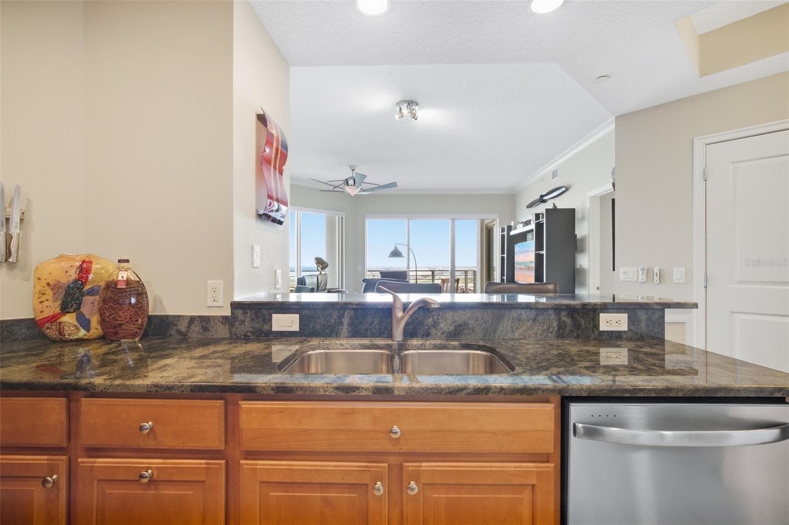 Condominium at 1209 E CUMBERLAND AVE #2005, TAMPA, photo 11 of 84