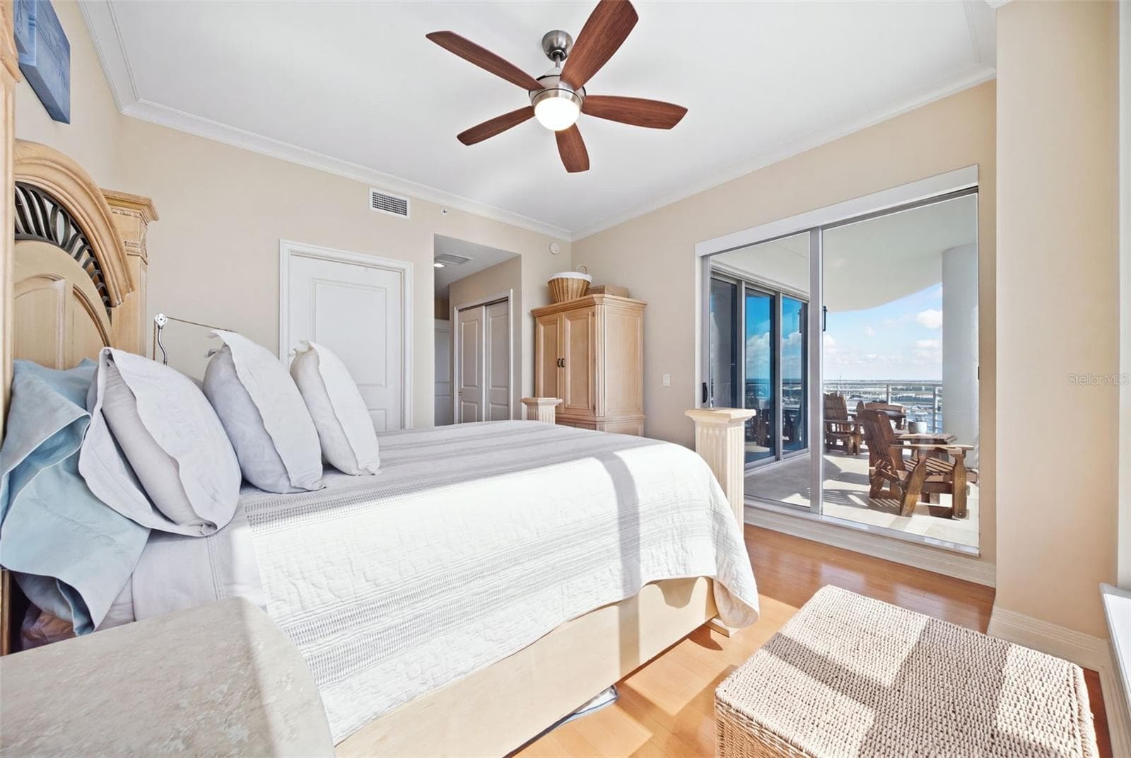 Sliding glass doors from the Primary to the Patio! - 1209 E CUMBERLAND AVE #2005, TAMPA
