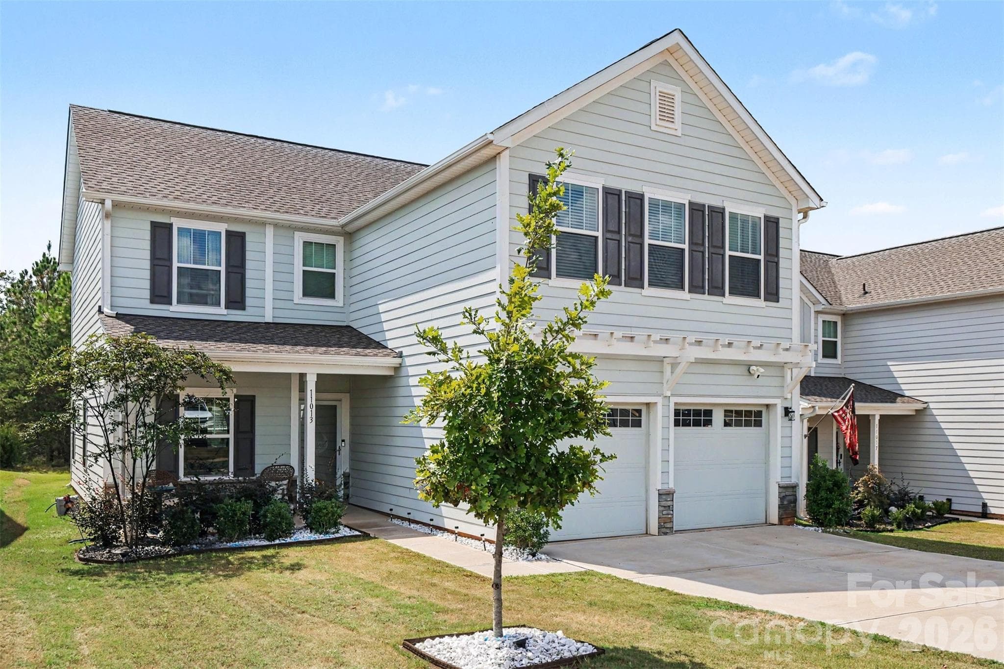 Single Family Residence at 11013 Argosy Drive, Lancaster, photo 3 of 27