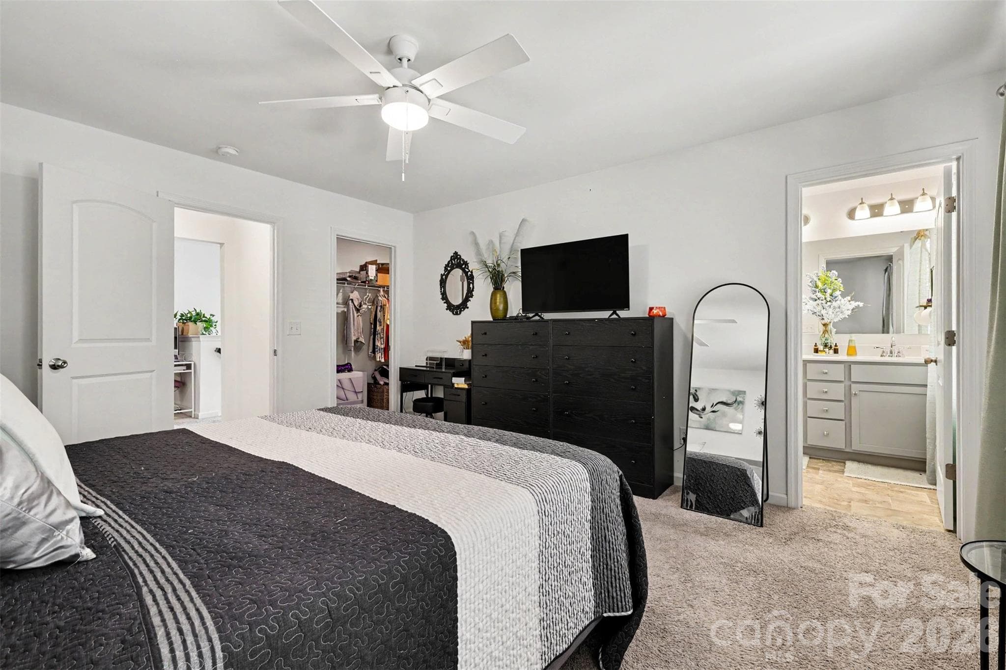 Single Family Residence at 11013 Argosy Drive, Lancaster, photo 18 of 27