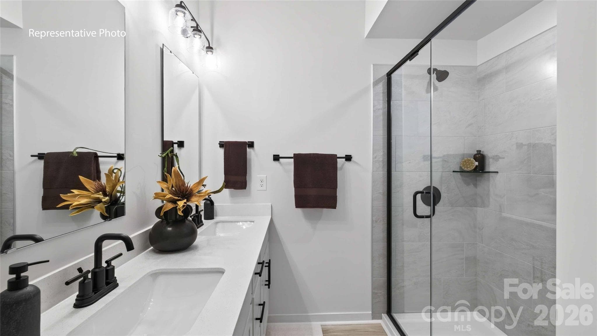 Townhouse at 517 Annagh Drive, Charlotte, photo 15 of 26