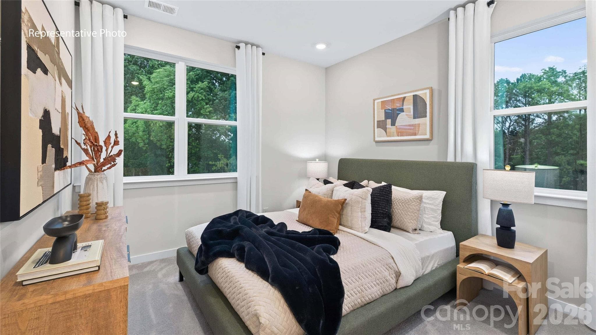 Townhouse at 513 Annagh Drive, Charlotte, photo 13 of 26